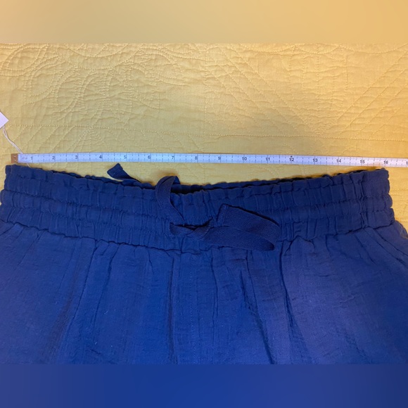 NWT - summersalt Navy Gauze Wide Leg Drawstring Shorts, Size Large - Picture 2 of 5